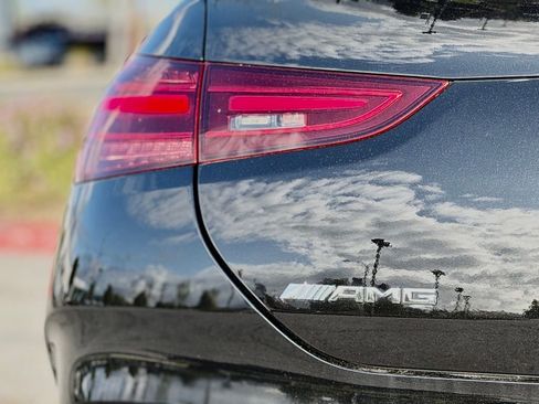 Used 2025 Mercedes-Benz GLE 53 AMG 4MATIC Coupe image 11