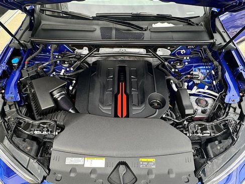 Used 2025 Audi SQ5 Prestige w/ Prestige Package image 12