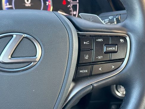Used 2025 Lexus ES 350 w/ Premium Package FWD image 27
