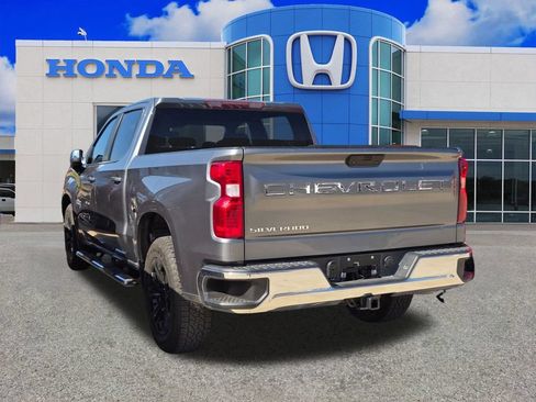Used 2021 Chevrolet Silverado 1500 LT RWD image 4