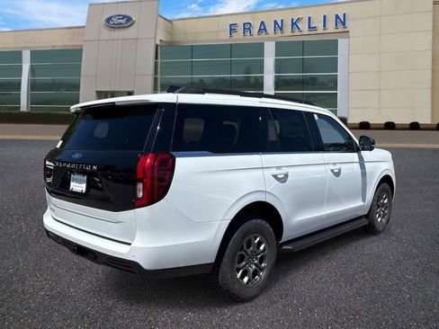 New 2026 Ford Expedition Active RWD image 7