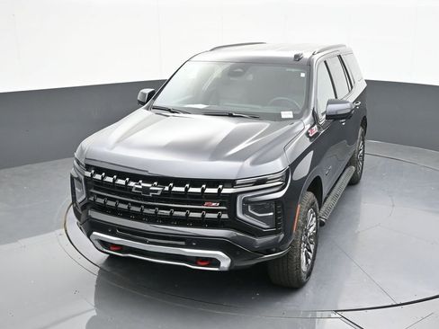 Used 2025 Chevrolet Tahoe Z71 AWD/4WD image 58