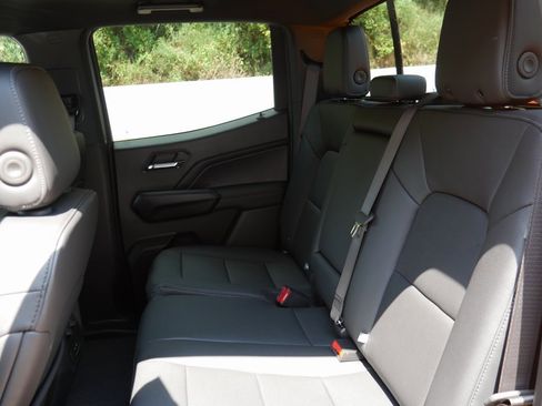 New 2026 Chevrolet Colorado LT w/ LT Convenience Package image 25