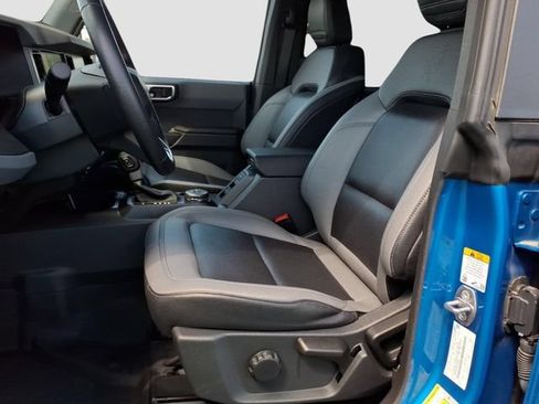 Used 2024 Ford Bronco Black Diamond w/ Sasquatch Package AWD/4WD image 18