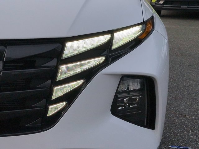 Certified 2024 Hyundai Tucson SEL FWD image 10
