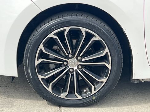 Used 2016 Toyota Corolla S FWD image 25