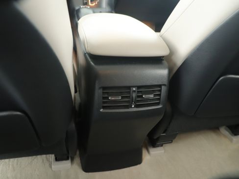 Used 2014 Lexus RX 450h FWD image 24