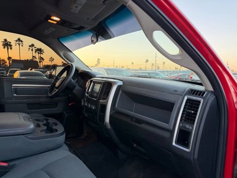 Used 2017 RAM 1500 Classic SLT image 26