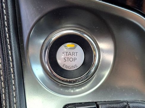 Used 2022 Nissan Maxima SV w/ Floor Mat Group image 16