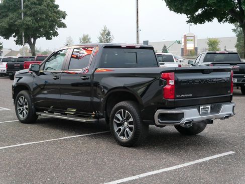 Used 2024 Chevrolet Silverado 1500 LT image 7