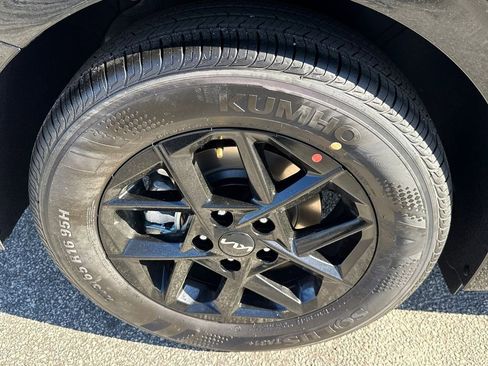 New 2026 Kia K5 LXS FWD image 17