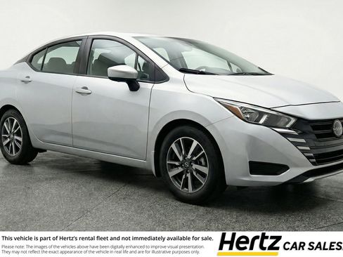 Used 2025 Nissan Versa SV FWD image 1