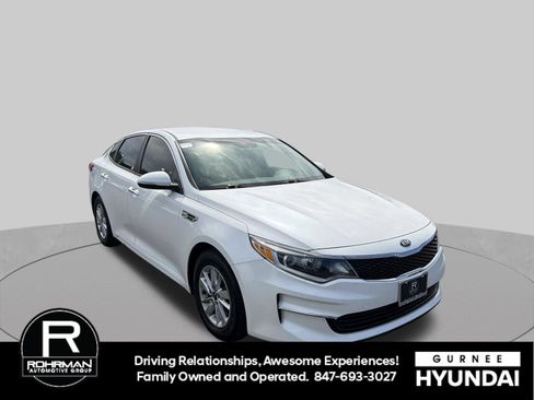 Used 2016 Kia Optima LX FWD image 2