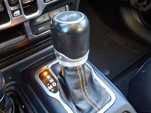 Used 2021 Jeep Wrangler Unlimited Sahara image 12