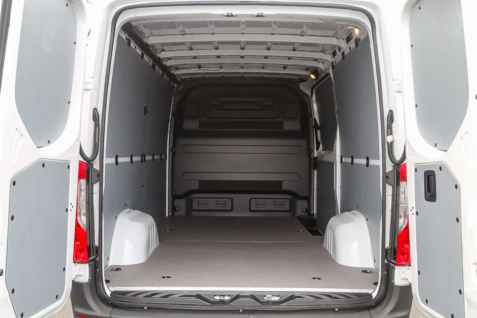 New 2024 Mercedes-Benz Sprinter 2500 image 24