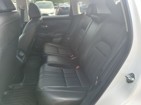 Certified 2024 Honda HR-V EX-L image 28