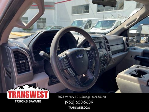Used 2018 Ford F550 4x4 Crew Cab Super Duty image 4