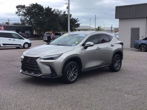 Used 2024 Lexus NX 250 FWD w/ Premium Package image 2