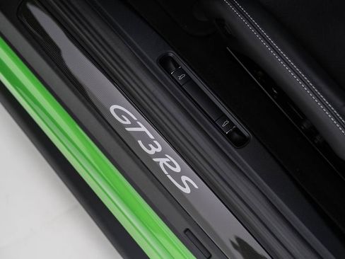 Used 2019 Porsche 911 GT3 RS image 14