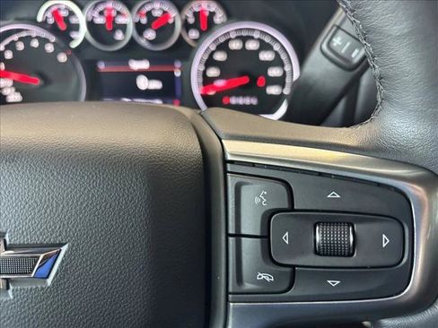 Used 2021 Chevrolet Silverado 1500 LT Trail Boss w/ Convenience Package II AWD/4WD image 19