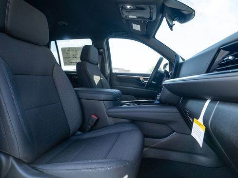 New 2026 Chevrolet Tahoe LS image 13