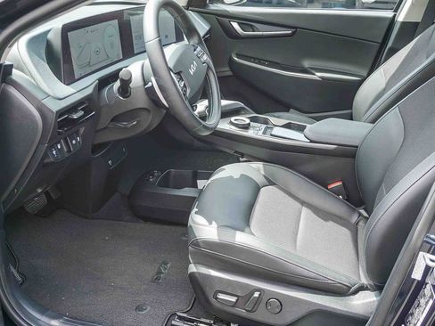 Certified 2024 Kia EV6 Light RWD image 18