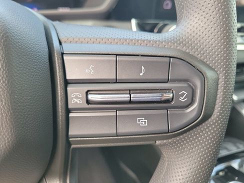 Used 2026 Chevrolet Colorado Trail Boss AWD/4WD image 6