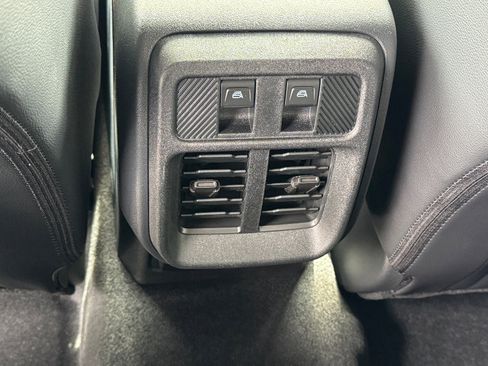 New 2025 Ford Bronco Outer Banks w/ Sasquatch Package image 15