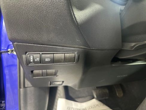 Used 2023 Toyota Corolla Cross LE w/ Moonroof Package AWD/4WD image 14