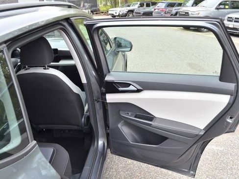 Used 2025 Volkswagen Taos S AWD/4WD image 34