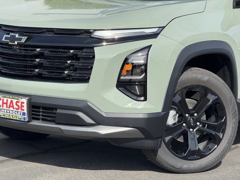 New 2026 Chevrolet Equinox LT image 3