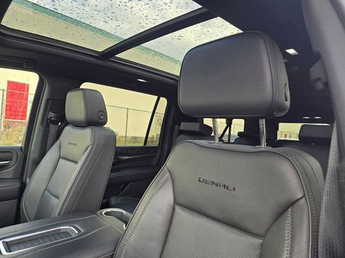 Used 2024 GMC Yukon XL Denali image 23