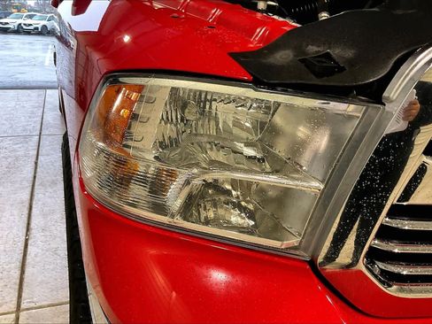 Used 2019 RAM 1500 Big Horn image 28