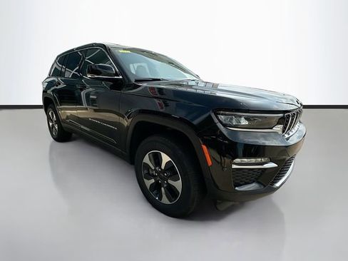 New 2025 Jeep Grand Cherokee Limited 4xe image 3