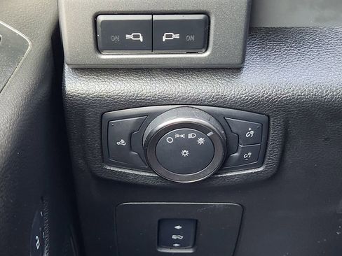 Used 2018 Ford F150 Raptor w/ Equipment Group 802A Luxury AWD/4WD image 29