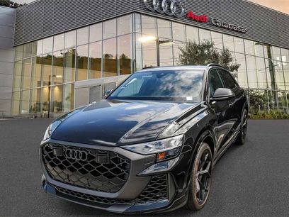 New 2025 Audi RS Q8 performance