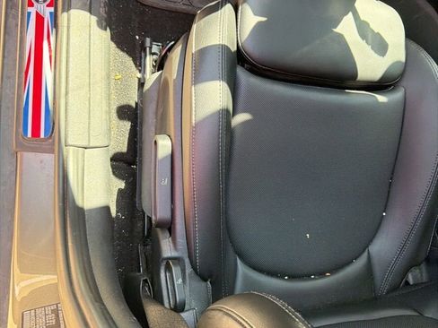 Used 2016 MINI Cooper Clubman image 4