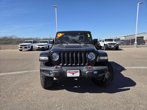 Used 2023 Jeep Gladiator Rubicon w/ Trailer Tow Package image 2