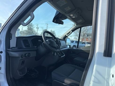 Used 2024 Ford Transit 250 Low Roof w/ Exterior Upgrade Package image 7