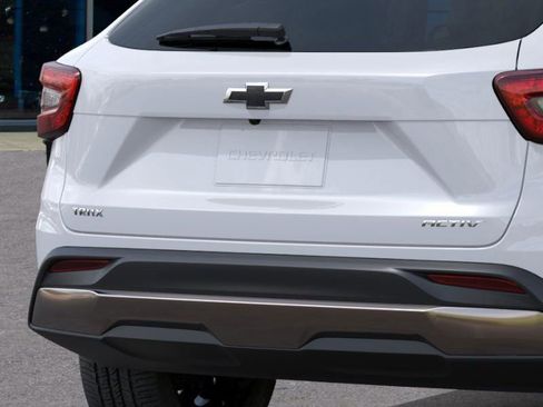 New 2026 Chevrolet Trax ACTIV image 14