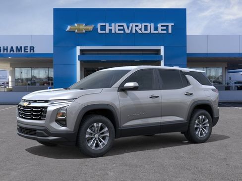 New 2026 Chevrolet Equinox LT w/ Convenience Package II FWD image 26