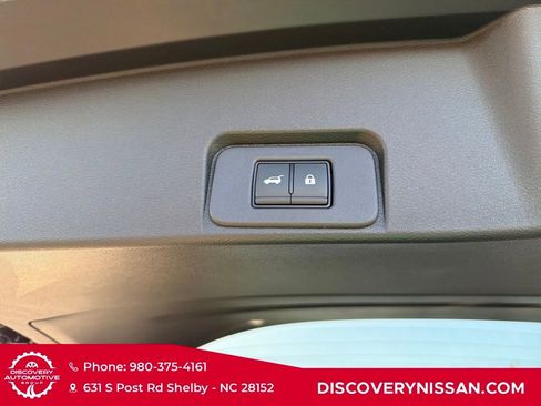 New 2026 Nissan Rogue Platinum w/ Tech Package AWD/4WD image 36