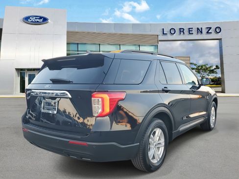 Certified 2023 Ford Explorer XLT image 5