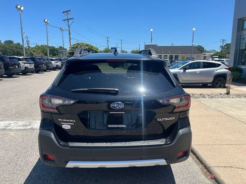 Used 2025 Subaru Outback Limited AWD/4WD image 5