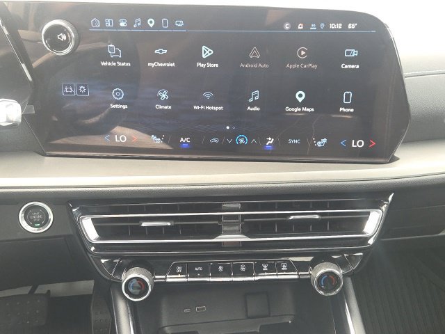 Used 2025 Chevrolet Traverse LT w/ Sun and Wheel Package FWD image 29