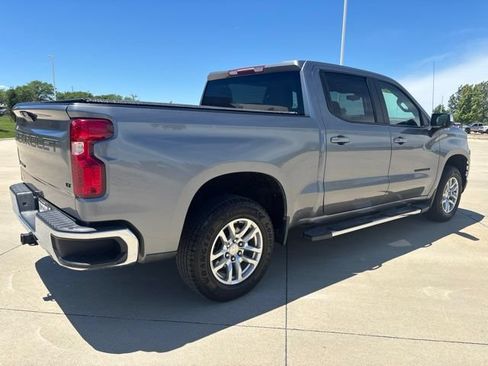 Used 2021 Chevrolet Silverado 1500 LT AWD/4WD image 35