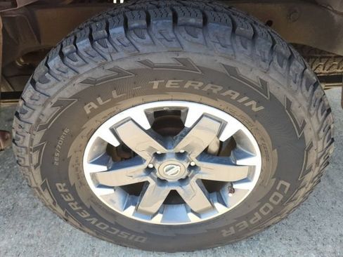Used 2014 Nissan Frontier Desert Runner RWD image 13