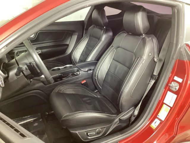 Used 2019 Ford Mustang GT Premium w/ Equipment Group 401A RWD image 26