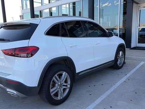 Certified 2021 Mercedes-Benz GLA 250 image 3