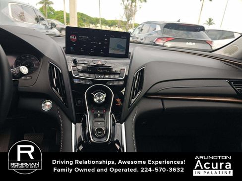 Used 2023 Acura RDX AWD w/ Advance Package image 8